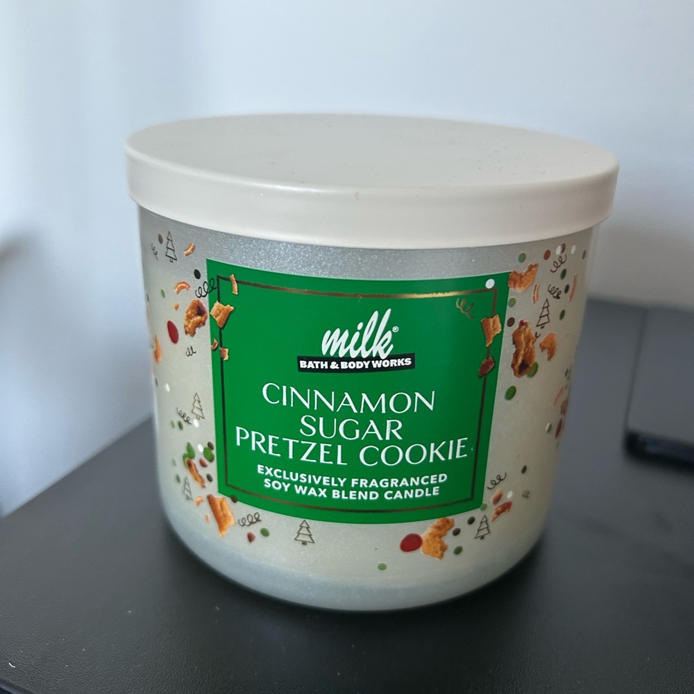 Milk Bar Cinnamon Sugar Pretzel Cookie 3 Wick candle- Bath & Body Works
